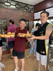 buy buns and pastries at katong sin chew